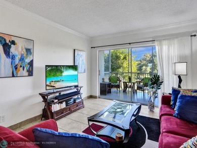 This lovely 1-bedroom, 1.5-bathroom property presents a charming on Palm-Aire Country Club and Resort - The Oaks in Florida - for sale on GolfHomes.com, golf home, golf lot