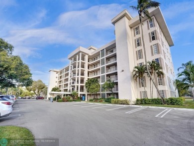 This lovely 1-bedroom, 1.5-bathroom property presents a charming on Palm-Aire Country Club and Resort - The Oaks in Florida - for sale on GolfHomes.com, golf home, golf lot