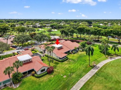 Welcome to 37 Glens Drive W, a beautifully maintained 2-bedroom on Hunters Run Golf and Country Club in Florida - for sale on GolfHomes.com, golf home, golf lot
