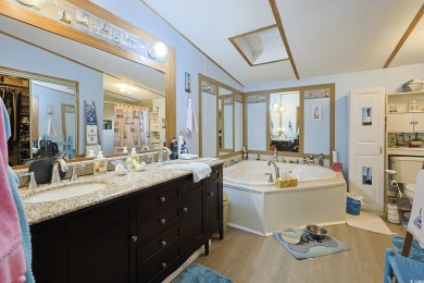 Welcome to 1522 Cove Lane -- a beautifully updated home with no on Wachesaw Plantation Club in South Carolina - for sale on GolfHomes.com, golf home, golf lot