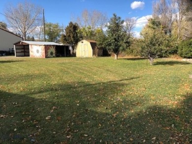 Great location for this clean and tidy older mobile in Three on Headwaters Golf Course in Montana - for sale on GolfHomes.com, golf home, golf lot