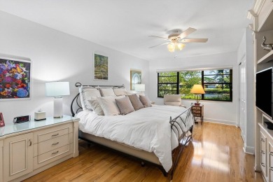 Beautifully remodeled custom villa, situated on a desirable on Hunters Run Golf and Country Club in Florida - for sale on GolfHomes.com, golf home, golf lot