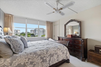 This beautifully updated 3 bed/2 bath offers a large layout of on Pembroke Lakes Golf Club in Florida - for sale on GolfHomes.com, golf home, golf lot