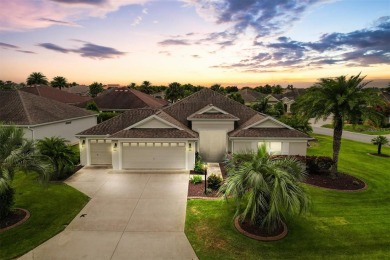 BOND PAID ON THIS BEAUTIFUL EXPANDED ELM DESIGNER 3 BR 2 BA + a on Pennbrooke Fairways in Florida - for sale on GolfHomes.com, golf home, golf lot