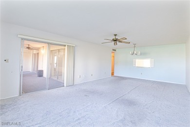 CONVENENT FIRST FLOOR UNIT!! Very spacious with over 1400 sq. ft on Seven Lakes Golf and Tennis Community in Florida - for sale on GolfHomes.com, golf home, golf lot