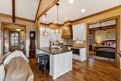 Don't miss this exceptional opportunity to own a charming on The Cliffs At Keowee Springs in South Carolina - for sale on GolfHomes.com, golf home, golf lot