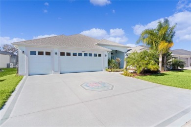 ~WATER VIEW~ ~POOL  SPA HOME~ ~2020 ROOF~ ~GC GARAGE~ ~SOLAR on Pennbrooke Fairways in Florida - for sale on GolfHomes.com, golf home, golf lot
