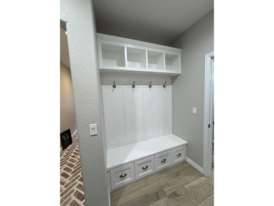 Stunning custom-built 5 bed, 3.5 bath home located right next to on Wolf Ridge Golf Course in Oklahoma - for sale on GolfHomes.com, golf home, golf lot