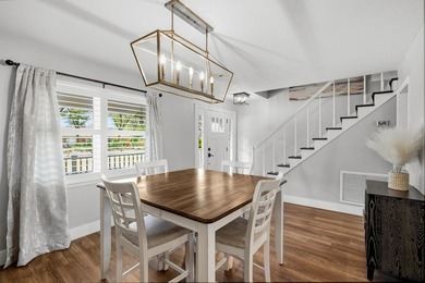 3 bed/2.5 bath home on .35 acres in the highly desirable Kenwood on Fort Walton Beach Golf Course in Florida - for sale on GolfHomes.com, golf home, golf lot