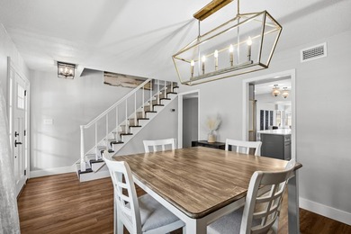 3 bed/2.5 bath home on .35 acres in the highly desirable Kenwood on Fort Walton Beach Golf Course in Florida - for sale on GolfHomes.com, golf home, golf lot