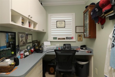 Welcome in to this gorgeous 3/2 Lantana with a golf cart garage on The Links of Spruce Creek in Florida - for sale on GolfHomes.com, golf home, golf lot