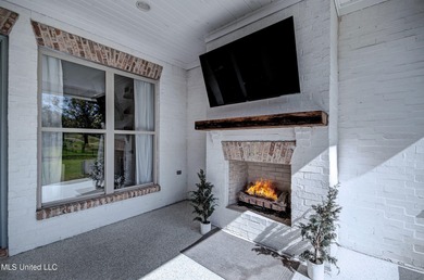 Stunning home on the golf course in sought after Lake Caroline! on Lake Caroline Golf Club in Mississippi - for sale on GolfHomes.com, golf home, golf lot