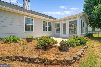 Welcome to this beautifully maintained 3 bedroom, 2 bath home on Mirror Lake Golf Club in Georgia - for sale on GolfHomes.com, golf home, golf lot