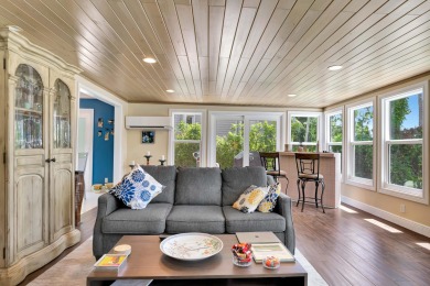 Located on quiet cul-de-sac  in Thurston. This 3 bedroom, 3.5 on PGA National Golf Club in Florida - for sale on GolfHomes.com, golf home, golf lot