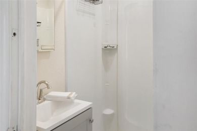 Wonderful home with updated kitchen, conveniently located near on Keeton Park Golf Course in Texas - for sale on GolfHomes.com, golf home, golf lot