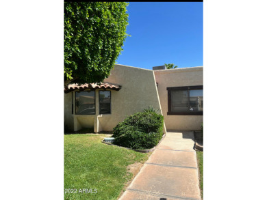 Great  townhome in quiet neighborhood. Close to golf course and on Yuma Golf and Country Club in Arizona - for sale on GolfHomes.com, golf home, golf lot
