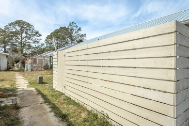 Adorable renovated 2 bedroom/1 bath unit decorated in an on St. James Bay in Florida - for sale on GolfHomes.com, golf home, golf lot