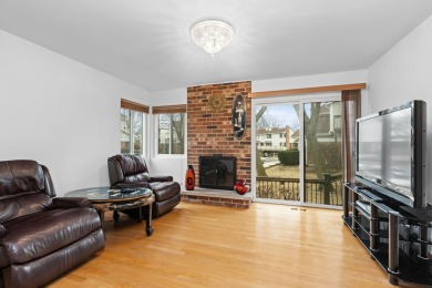 Experience the perfect blend of comfort and convenience in this on Sportsmans Country Club in Illinois - for sale on GolfHomes.com, golf home, golf lot