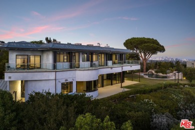 Fabulous Contemporary Home with Views! 4 bedrooms, 5 baths on Riviera Country Club in California - for sale on GolfHomes.com, golf home, golf lot
