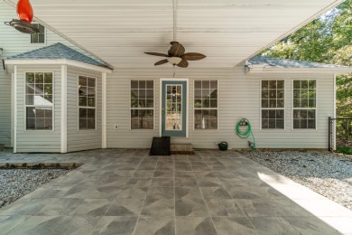 This 3 bedroom, 2.5 baths, 2846 sq ft, Victorian style home on DeSoto Golf Course in Arkansas - for sale on GolfHomes.com, golf home, golf lot
