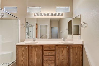 Beautiful 2 bed + den, 2 bath home on a desirable corner lot in on Siena Golf Club in Nevada - for sale on GolfHomes.com, golf home, golf lot