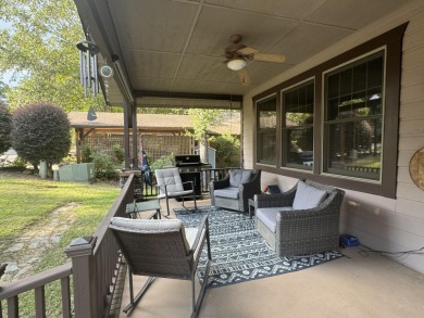 OPEN HOUSE SUNDAY 2-4 PM. Charming Bungalow Village! - Welcome on Houndslake Country Club in South Carolina - for sale on GolfHomes.com, golf home, golf lot