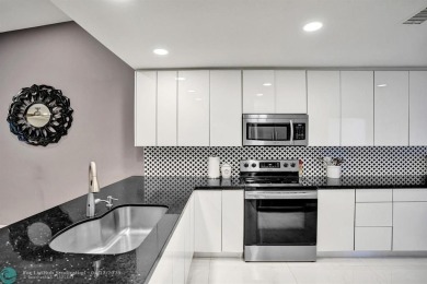 Contemporary Remodeled Move In Ready 2 Bedroom 2 Bath Villa on Stonebridge Golf and Country Club in Florida - for sale on GolfHomes.com, golf home, golf lot