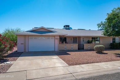 This charming Gemini twin home at 10229 N 108th Ave offers on Sun City Lakes West and East in Arizona - for sale on GolfHomes.com, golf home, golf lot
