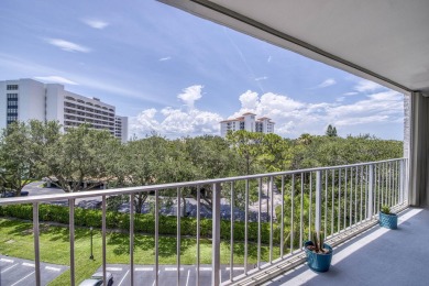 Stunning Intracoastal & Golf Course Views, Priced to Sell! on North Palm Beach Country Club in Florida - for sale on GolfHomes.com, golf home, golf lot