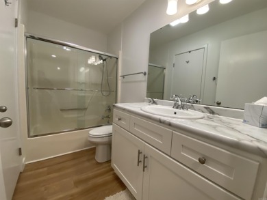 Beautiful remodeled condo with a lovely view of the 18th fairway on Indian Hills Country Club in Arkansas - for sale on GolfHomes.com, golf home, golf lot