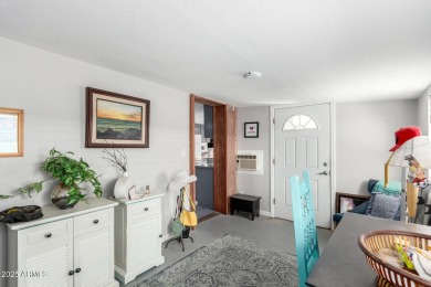 Welcome to easy living in the vibrant 55+ community of Sun Lakes on Oakwood Golf Club  in Arizona - for sale on GolfHomes.com, golf home, golf lot