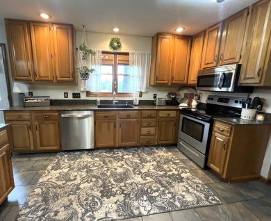 Check out this gorgeous 3 bedroom, 2.5 bath home located on a on Mt Carmel Municipal Golf Course in Illinois - for sale on GolfHomes.com, golf home, golf lot