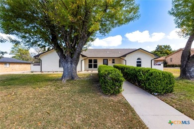 Stunning 4-bed with office and a resort-style pool! Updated with on Stonetree Golf Club in Texas - for sale on GolfHomes.com, golf home, golf lot