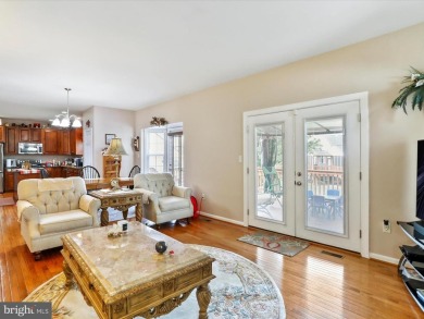 Welcome to 62 Niblick Ct, Martinsburg, WV - where spacious on Stonebridge Golf Club in West Virginia - for sale on GolfHomes.com, golf home, golf lot