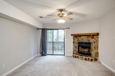 This charming 2-bedroom, 1-bathroom townhouse offers comfortable on Forest Hills Golf Club in Georgia - for sale on GolfHomes.com, golf home, golf lot
