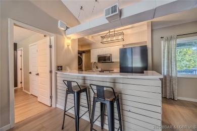 Charming, Fully Updated Home in Tan-Tar-A Estates -Just Minutes on The Oaks Golf Course in Missouri - for sale on GolfHomes.com, golf home, golf lot