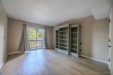 Charming, Fully Updated Home in Tan-Tar-A Estates -Just Minutes on The Oaks Golf Course in Missouri - for sale on GolfHomes.com, golf home, golf lot