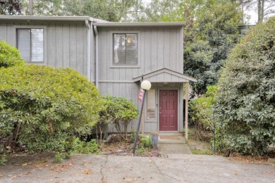 This charming 2-bedroom, 1-bathroom townhouse offers comfortable on Forest Hills Golf Club in Georgia - for sale on GolfHomes.com, golf home, golf lot