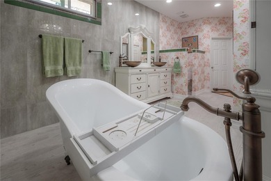 Welcome home to a place where comfort, craftsmanship, and calm on Temple Terrace Golf and Country Club in Florida - for sale on GolfHomes.com, golf home, golf lot