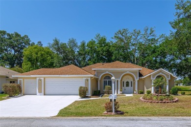 Welcome to Florida living at its finest. This beautifully on Ocala Palms Golf and Country Club in Florida - for sale on GolfHomes.com, golf home, golf lot