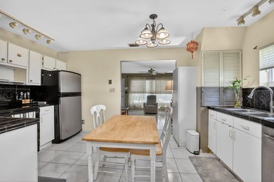 2/1 Single family home located in Leisureville Pompano Beach on Leisureville Community Association in Florida - for sale on GolfHomes.com, golf home, golf lot