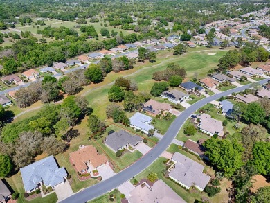 This Captiva 2-bedroom home offers a prime location with golf on Eagle Ridge At Spruce Creek Country Club in Florida - for sale on GolfHomes.com, golf home, golf lot