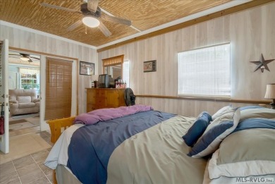 Come check out this charming 3-bedroom, 1-bath 1999 camper with on River Ridge Golf Club in Virginia - for sale on GolfHomes.com, golf home, golf lot