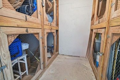 One or more photo(s) has been virtually staged. This on Largo Golf Course in Florida - for sale on GolfHomes.com, golf home, golf lot