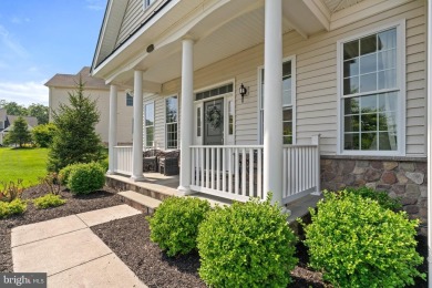 Enjoy main level living in the sought after Dominion Valley on Dominion Valley Country Club in Virginia - for sale on GolfHomes.com, golf home, golf lot