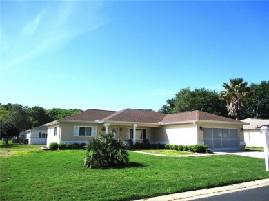 BEAUTIFUL UPDATED STUCCO OPEN CHESTNUT CHECKS OFF A LOT  OF MUST on Preserve Golf Club in Florida - for sale on GolfHomes.com, golf home, golf lot