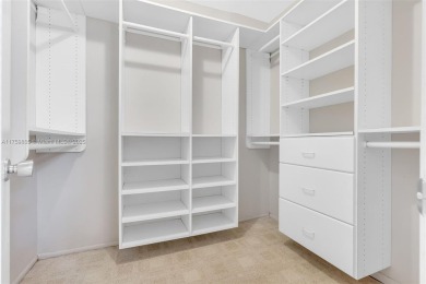 1 bed 1.5 bath condo in sought after Palm-Aire Country Club on Palm-Aire Country Club and Resort - Palms in Florida - for sale on GolfHomes.com, golf home, golf lot