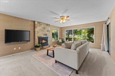 Welcome home to this charming 1-level townhome on the golf on Summerfield Golf and Country Club in Oregon - for sale on GolfHomes.com, golf home, golf lot