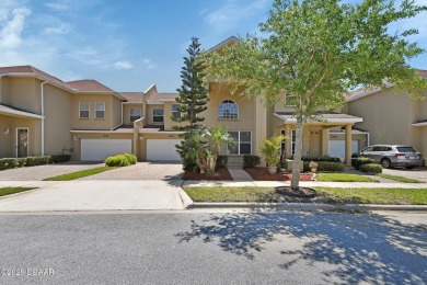 One or more photo(s) has been virtually staged. Welcome to your on Venetian Bay Golf Course in Florida - for sale on GolfHomes.com, golf home, golf lot