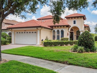 PARADISE AWAITS YOU! LOCATION, LOCATION, LOCATION: Quaint small on Mission Inn Resort and Club in Florida - for sale on GolfHomes.com, golf home, golf lot